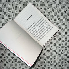 one of us is lying one of us is lying book 1 coloured edges by karen m mcmanus