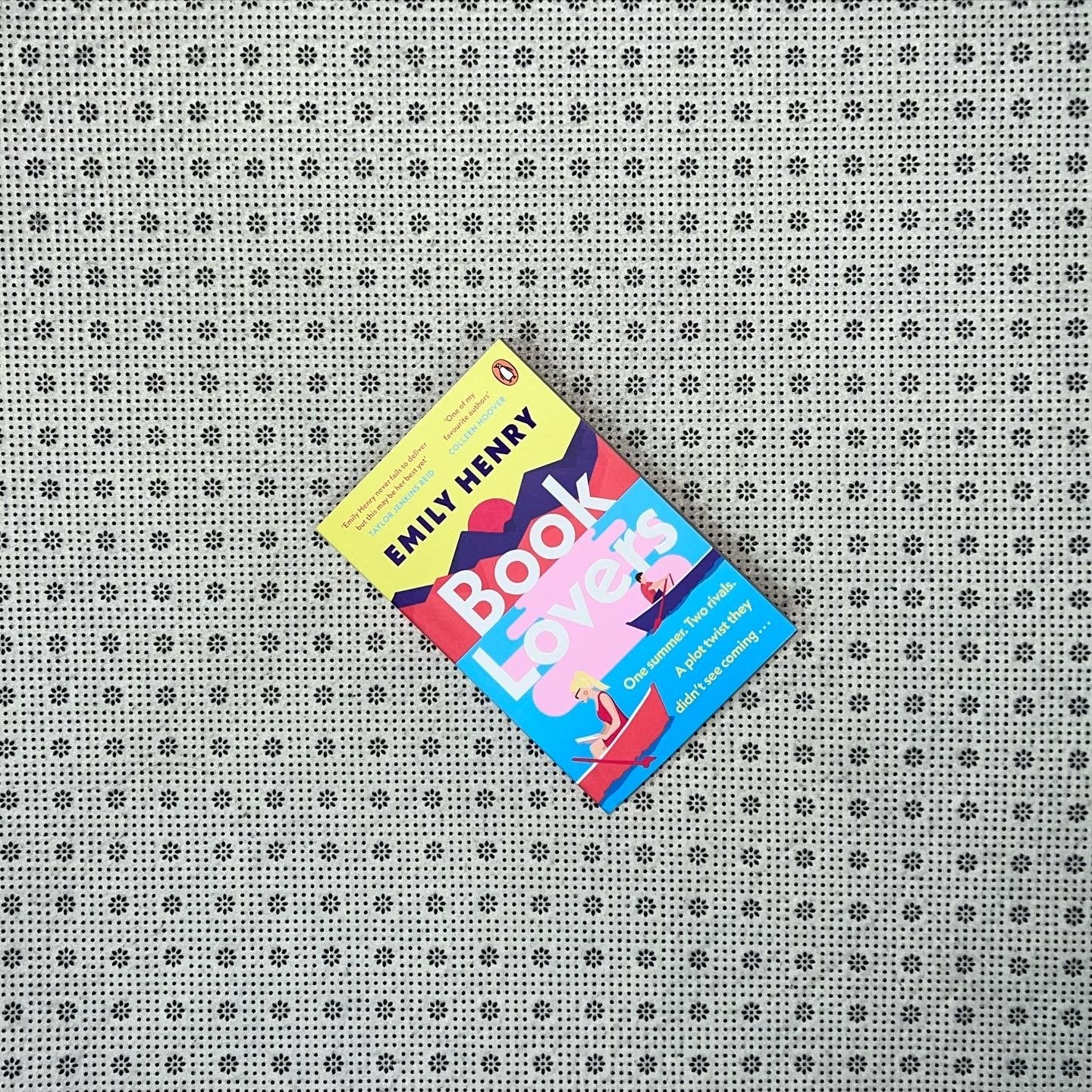 book lovers by emily henry