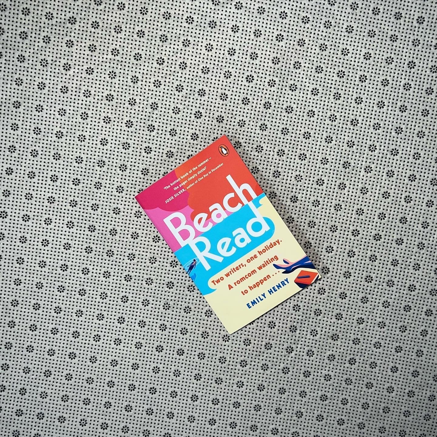 beach read by emily henry