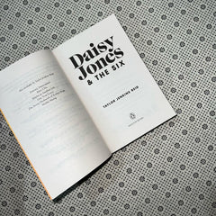 daisy jones the six by taylor jenkins reid