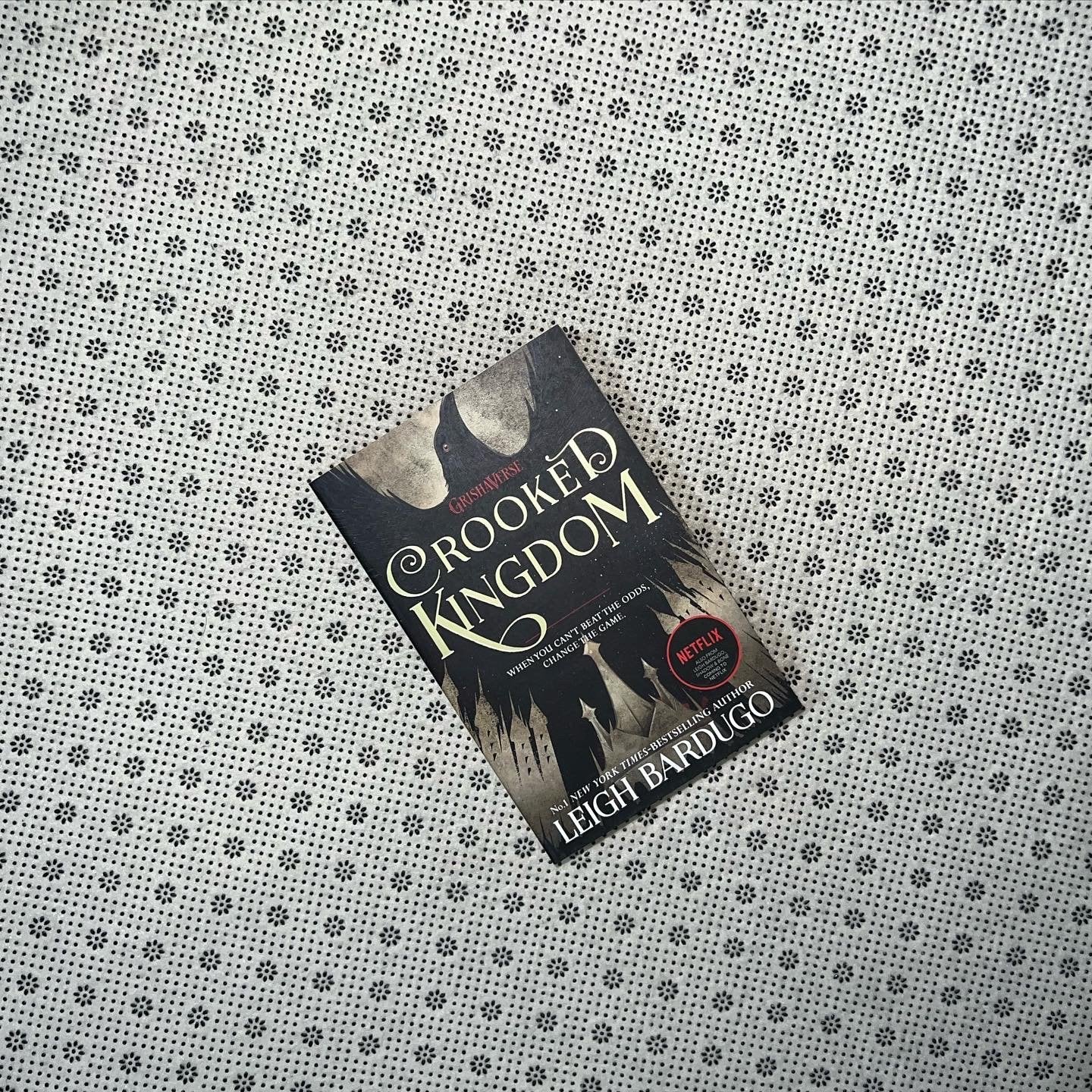 crooked kingdom six of crows series book 2 by leigh bardugo