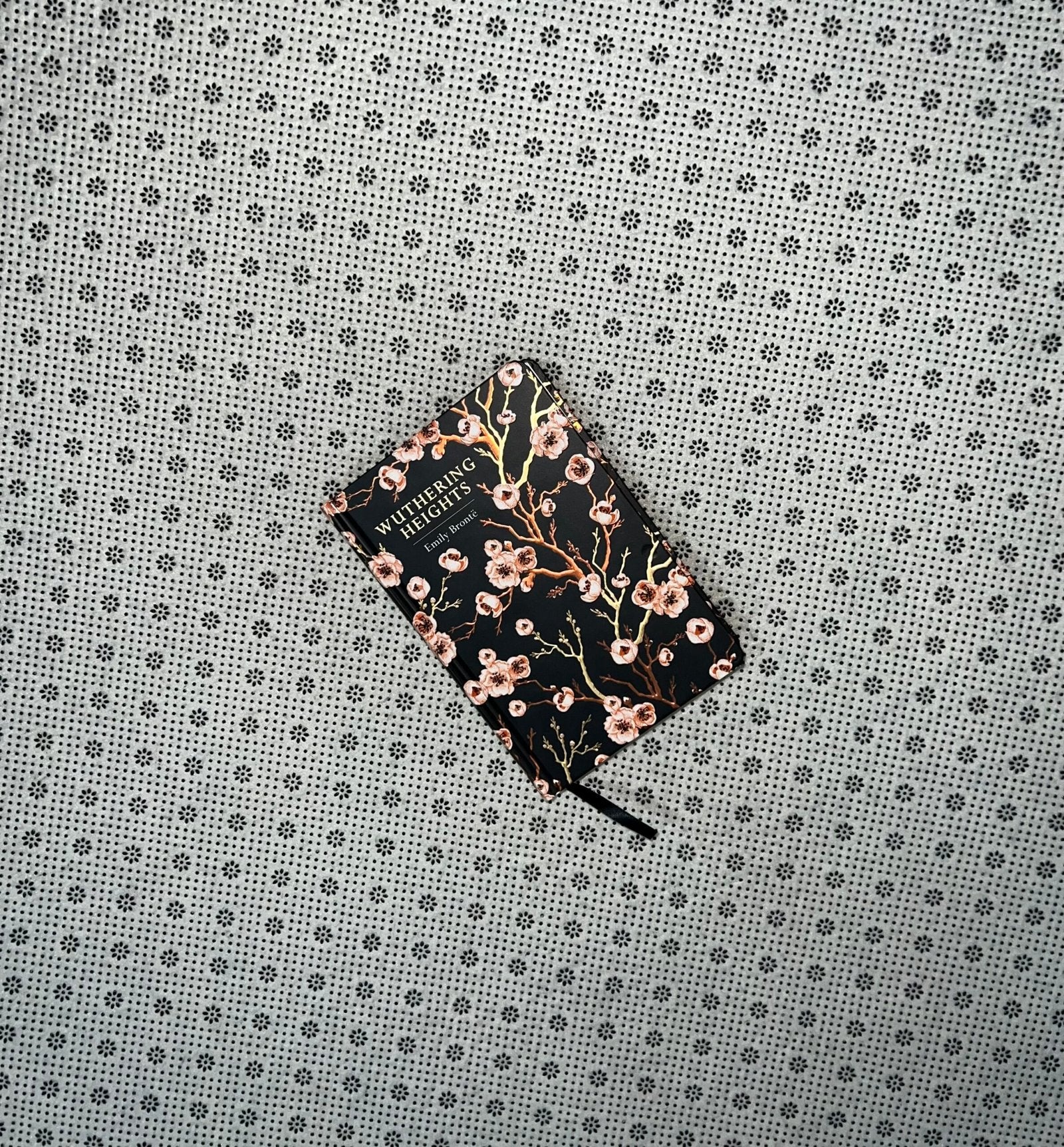 wuthering heights chiltern classics by emily bronte