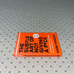the subtle art of not giving a fuck by mark manson