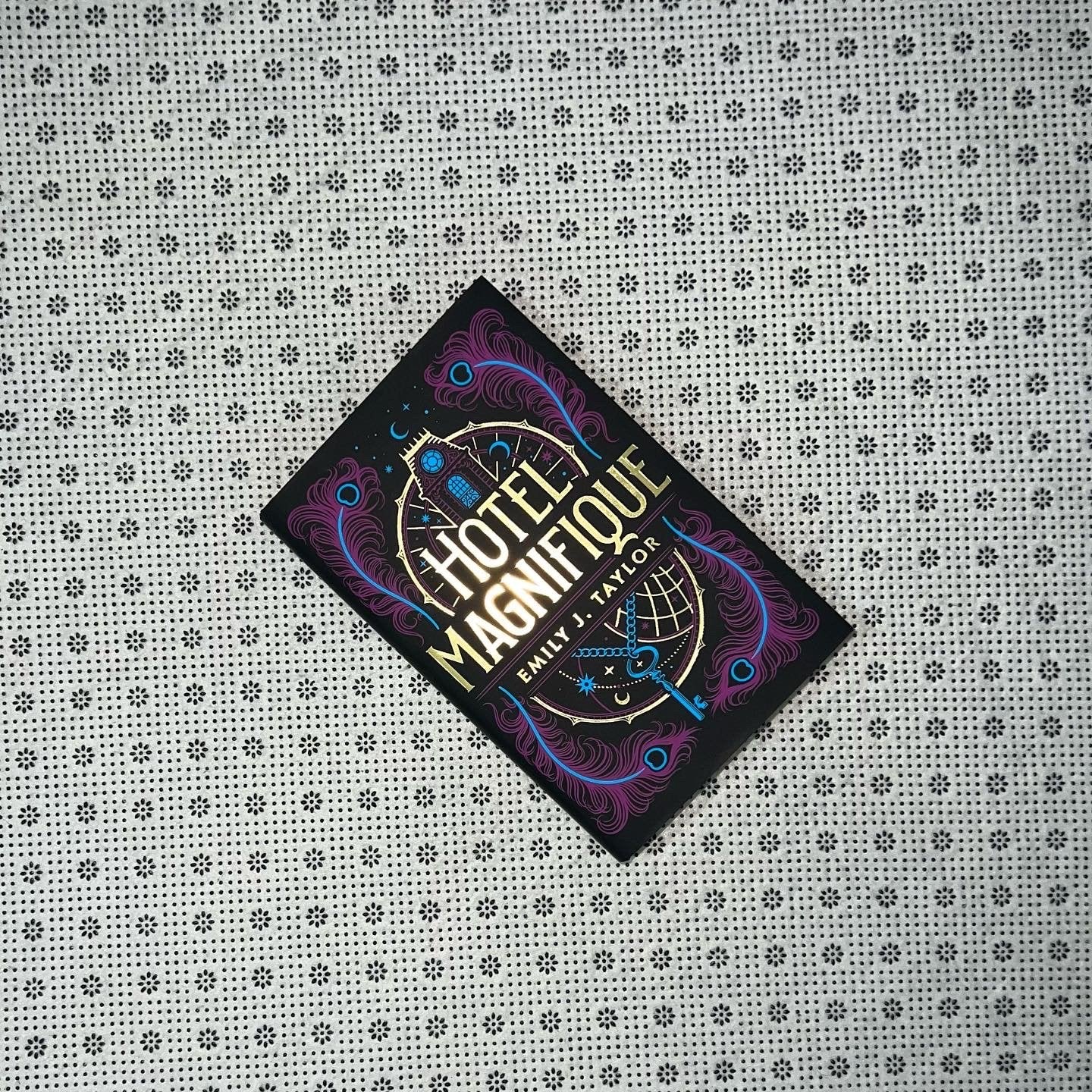 hotel magnifique by emily j taylor