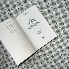 the heart of betrayal the remnant chronicles series book 2 by mary e pearson