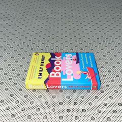 book lovers by emily henry