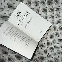 six of crows six of crows series book 1 tv tie in edition by leigh bardugo