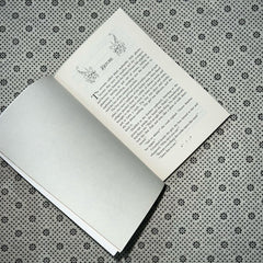 shadow and bone the grisha trilogy book 1 by leigh bardugo