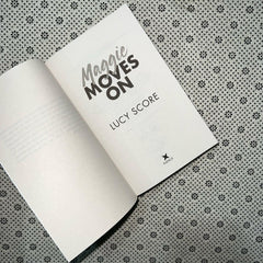maggie moves on by lucy score