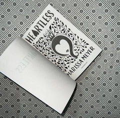 heartless by marissa meyer