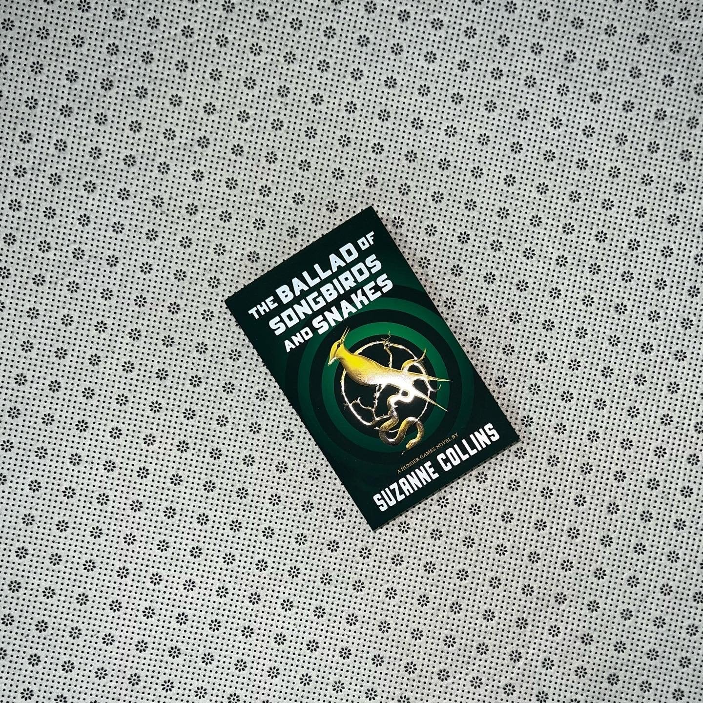 the ballad of songbirds and snakes by suzanne collins