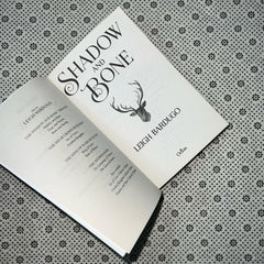 shadow and bone the grisha trilogy book 1 by leigh bardugo