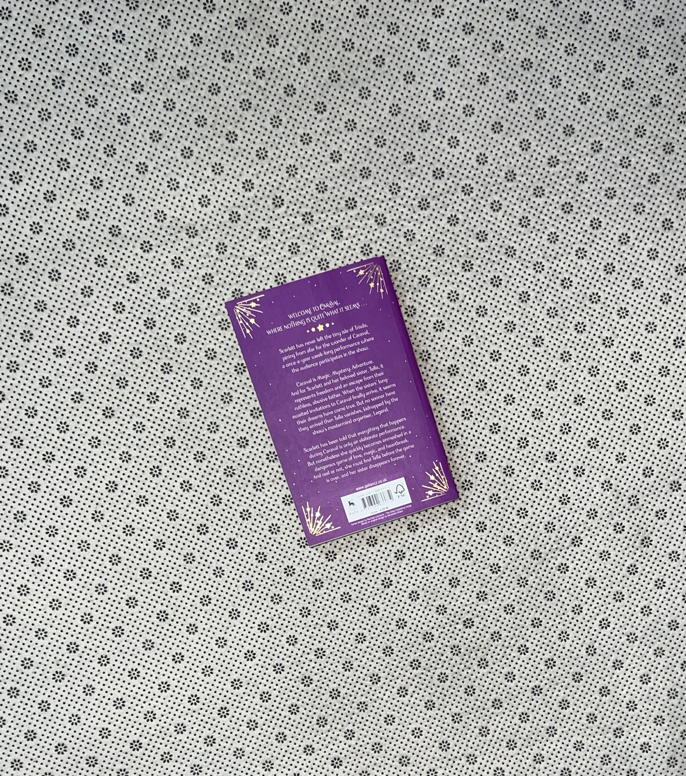 CARAVAL: CARAVAL SERIES (BOOk 1) by Stephanie Garber