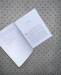 THE ATOMIC HABITS WORKBOOK: SIMPLE EXERCISES FOR BUILDING THE LIFE YOU WANT by James Clear