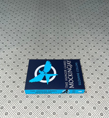 mockingjay the hunger games series book 3 by suzanne collins