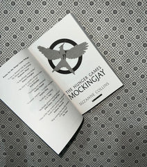 mockingjay the hunger games series book 3 by suzanne collins