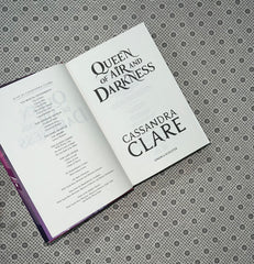 queen of air and darkness the dark artifices collectors edition by cassandra clare