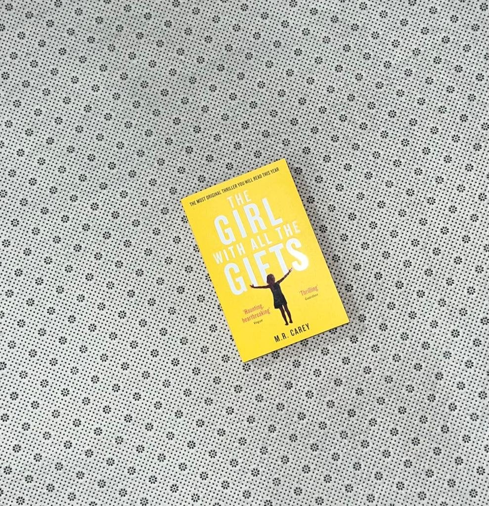 the girl with all the gifts by m r carey