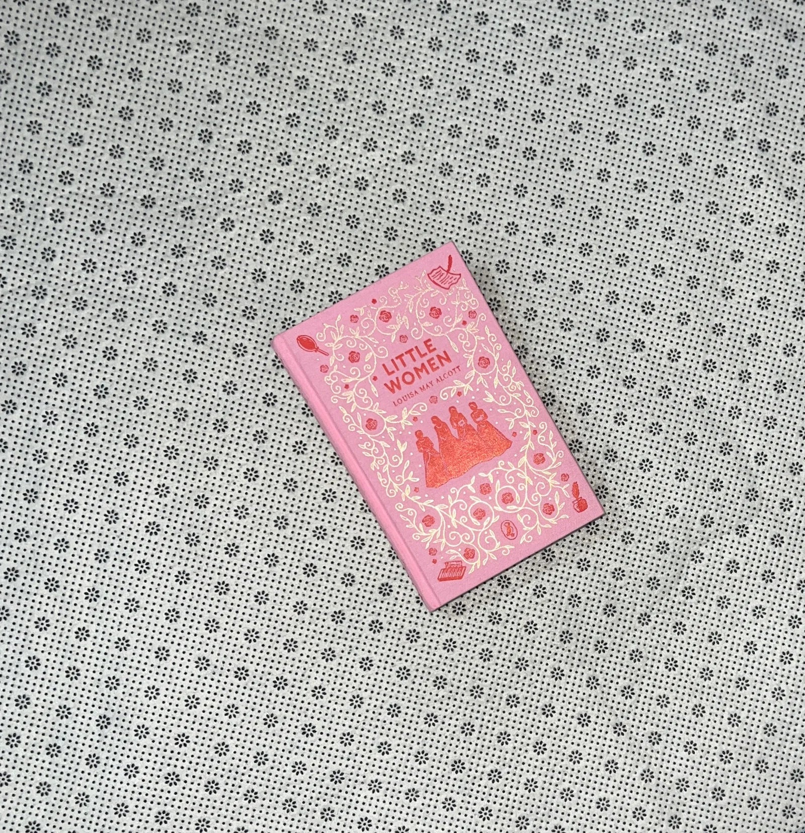 little women puffin clothbound classics by louisa may alcott