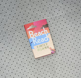 BEACH READ by Emily Henry