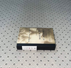 the secret history by donna tartt