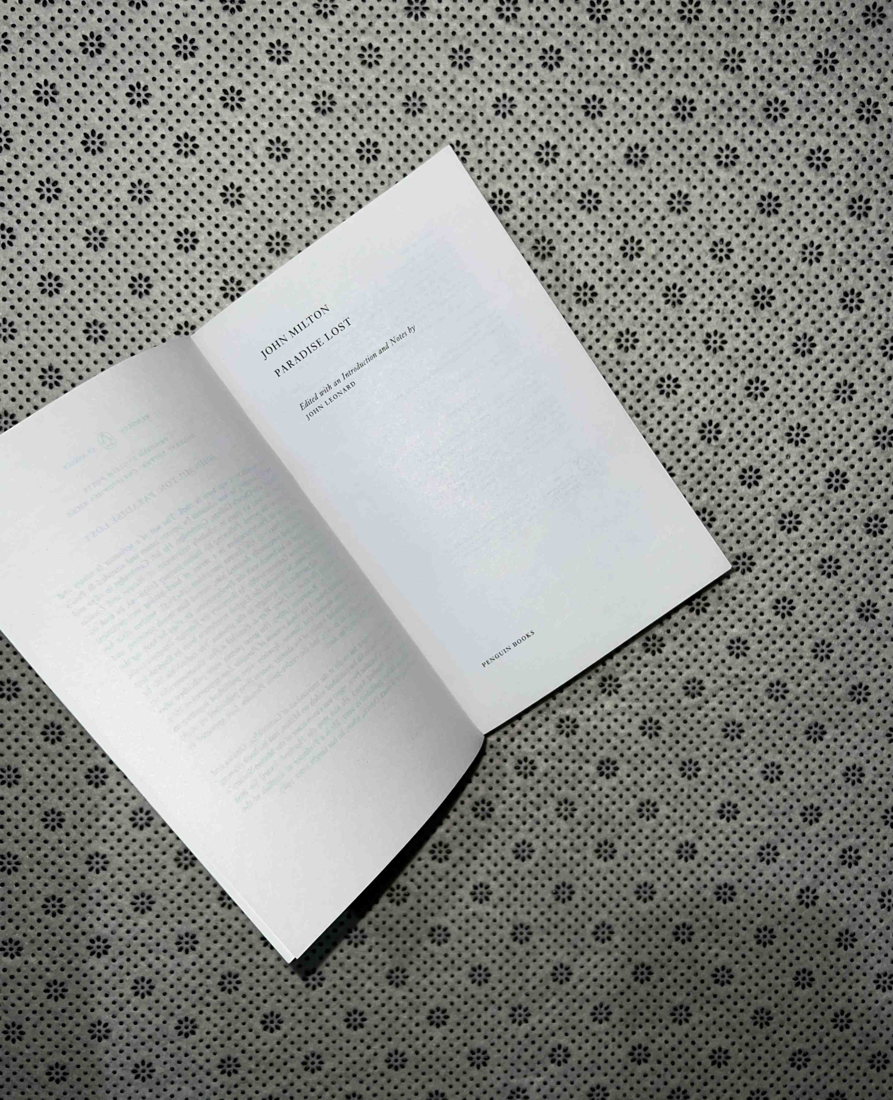 PARADISE LOST (Penguin Classics) by John Milton