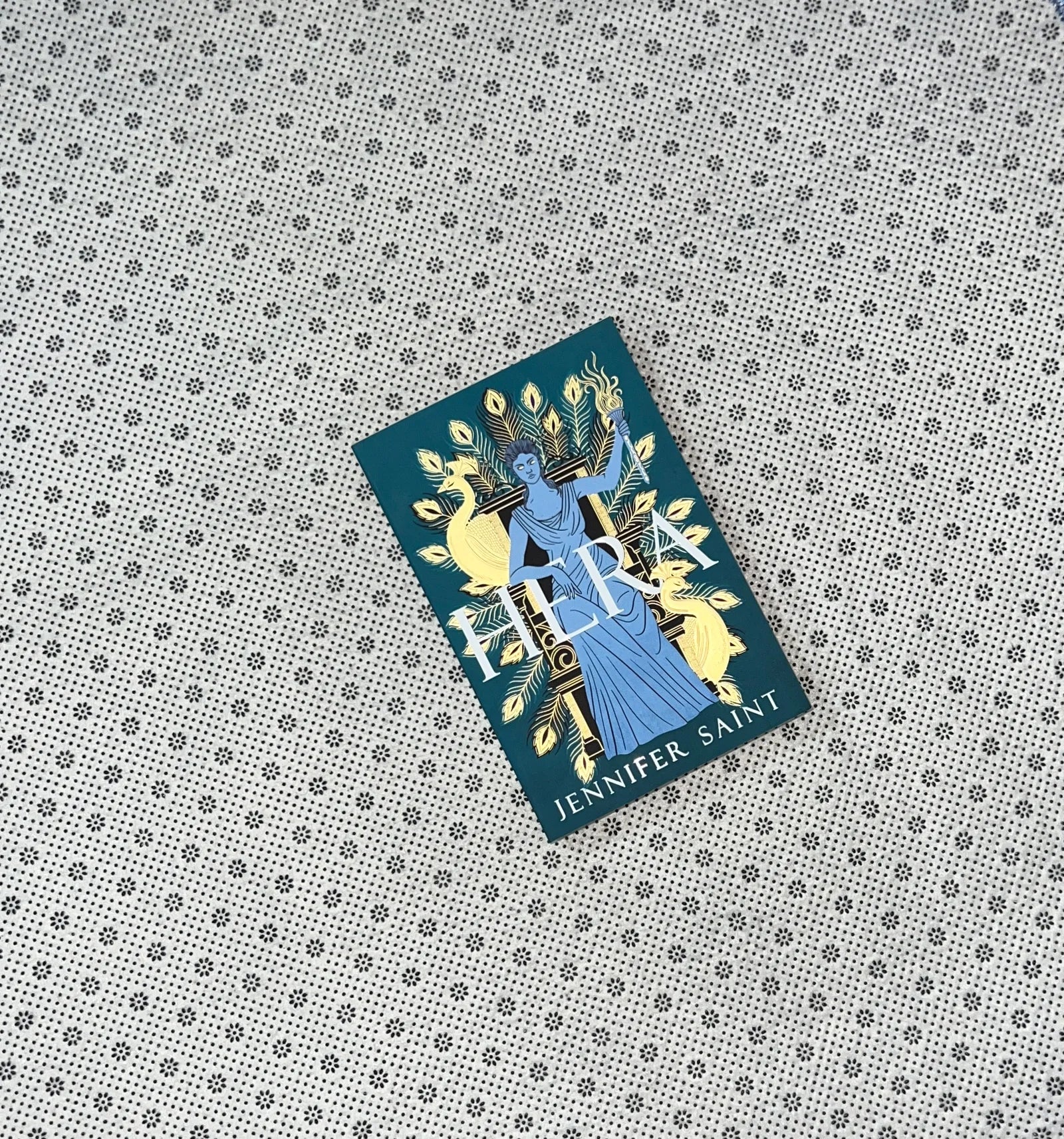 hera by jennifer saint