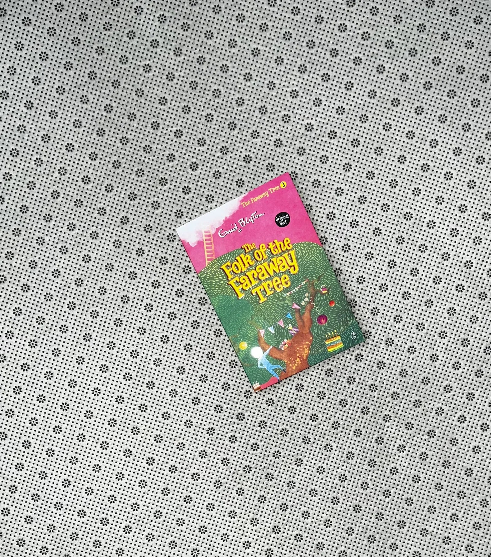 the folk of the faraway tree the faraway tree series book 3 by enid blyton