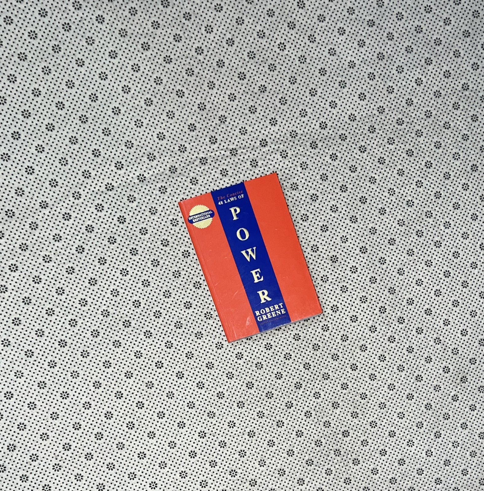 THE 48 LAWS Of Power by Robert Greene