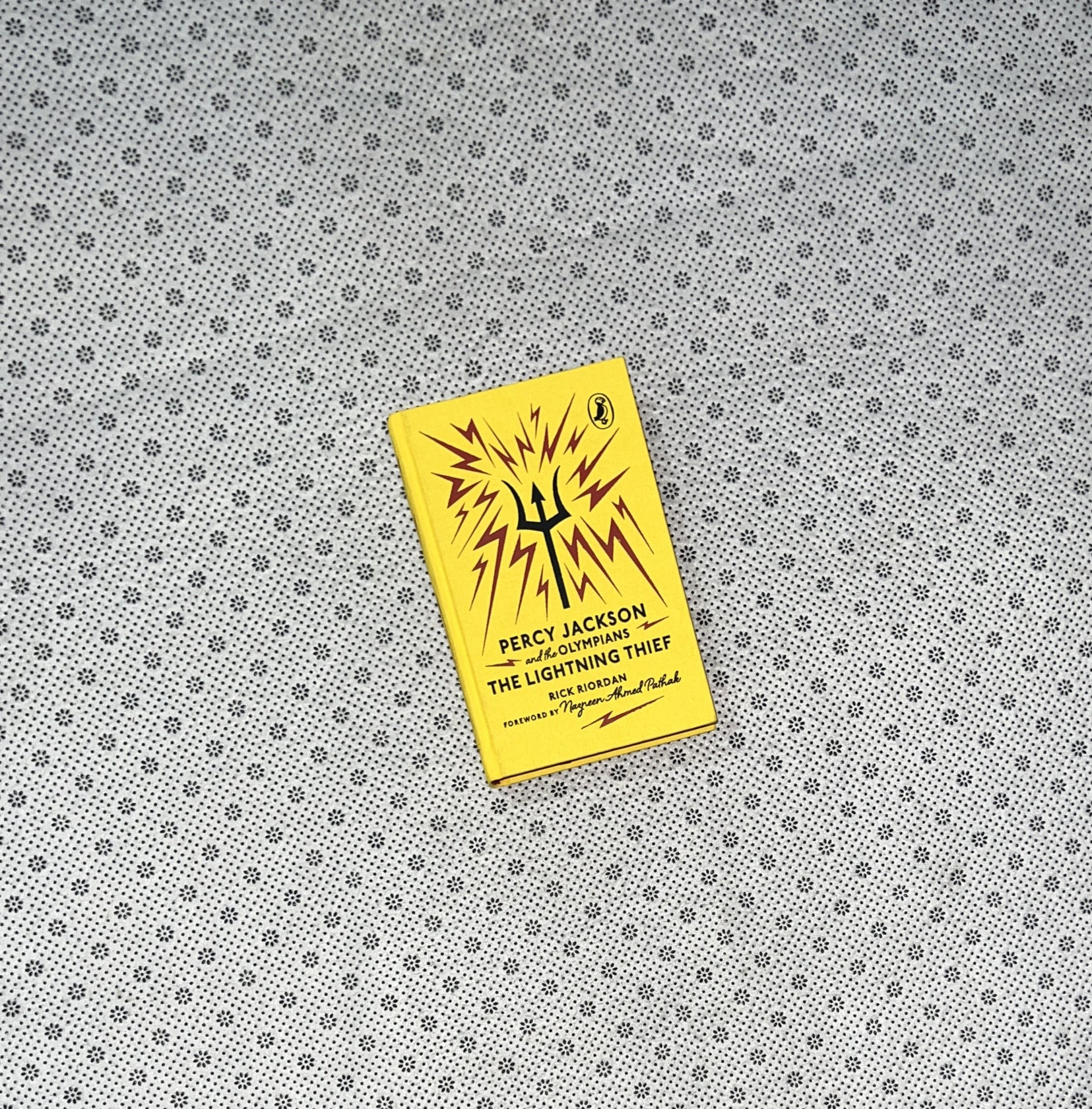 PERCY JACKSON AND THE OLYMPIANS: The Lightning Thief (Puffin 85th Anniversary Clothbound Collection) by