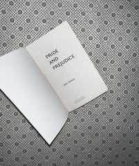PRIDE AND PREJUDICE by Jane Austen