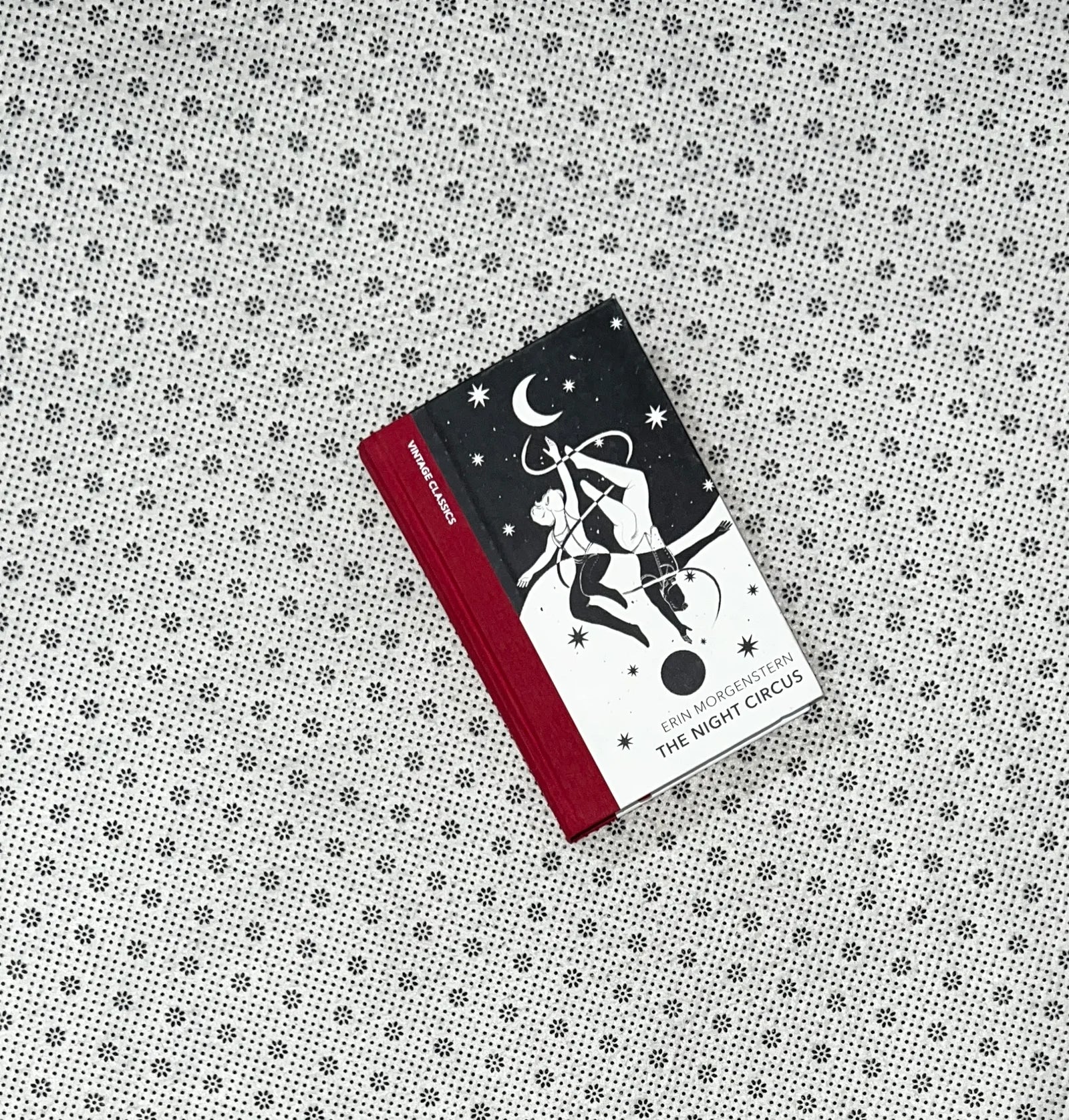 the night circus vintage quarterbound classics by erin morgenstern