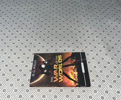 THE WAR OF THE WORLDS (Readings Classics) by H.G. Wells