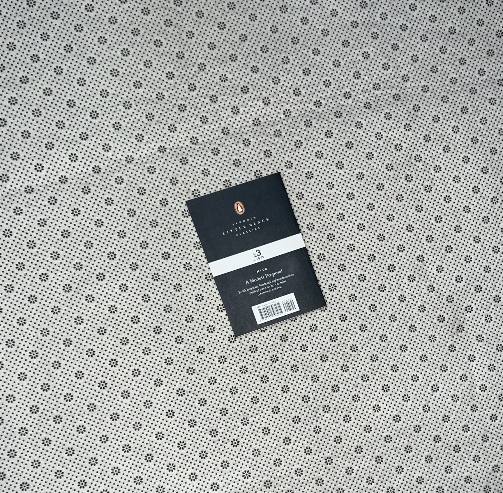 A MODEST PROPOSAL: Little Black Classics 08 by Jonathan Swift