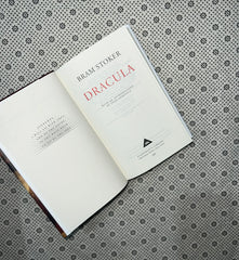 dracula everymans library classics by bram stoker