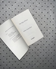 THE SIGN OF THE FOUR: A Sherlock Holmes Novel (Readings Classics) by Arthur Conan Doyle