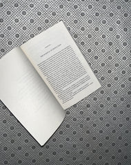 THE SIGN OF THE FOUR: A Sherlock Holmes Novel (Readings Classics) by Arthur Conan Doyle