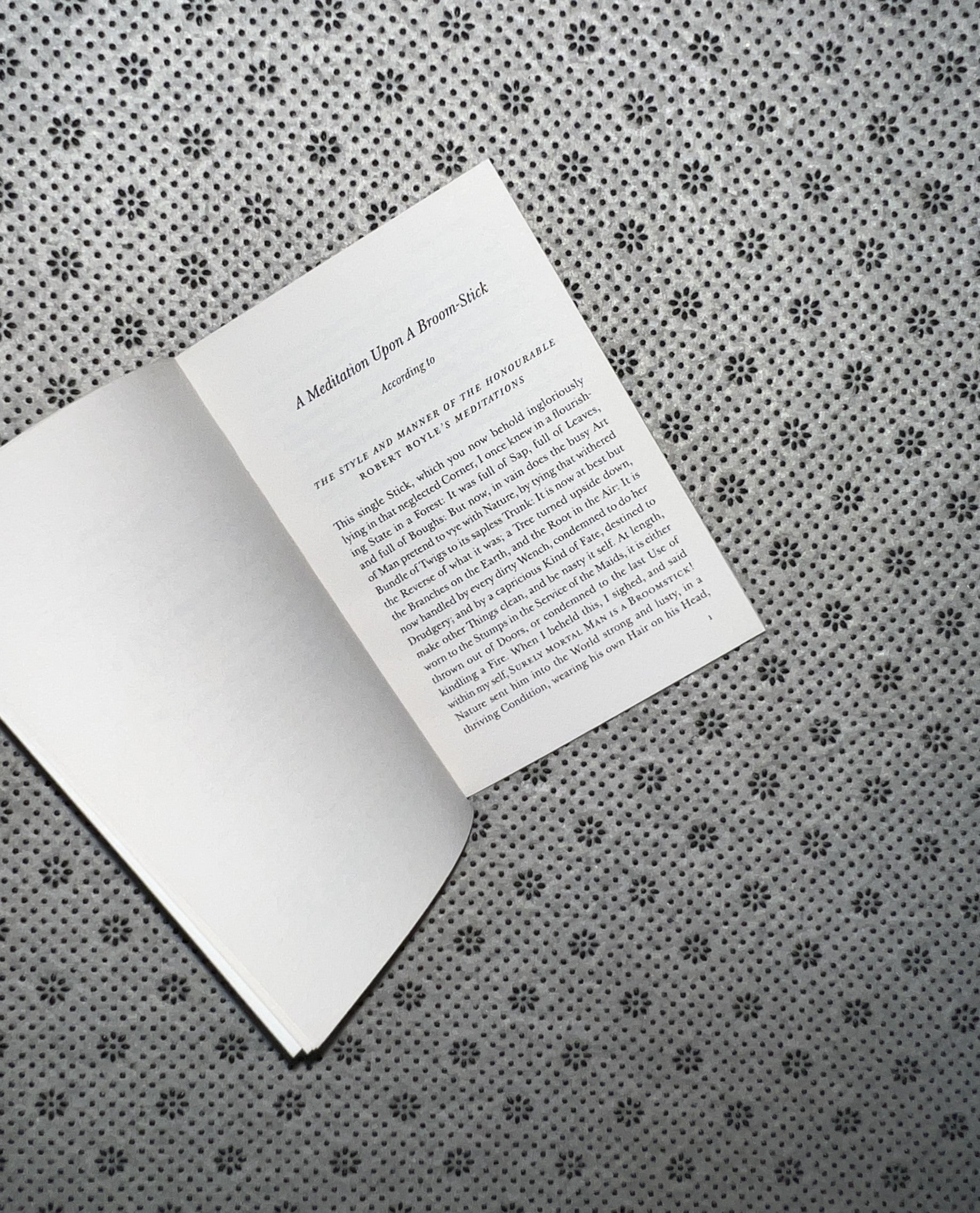 A MODEST PROPOSAL: Little Black Classics 08 by Jonathan Swift