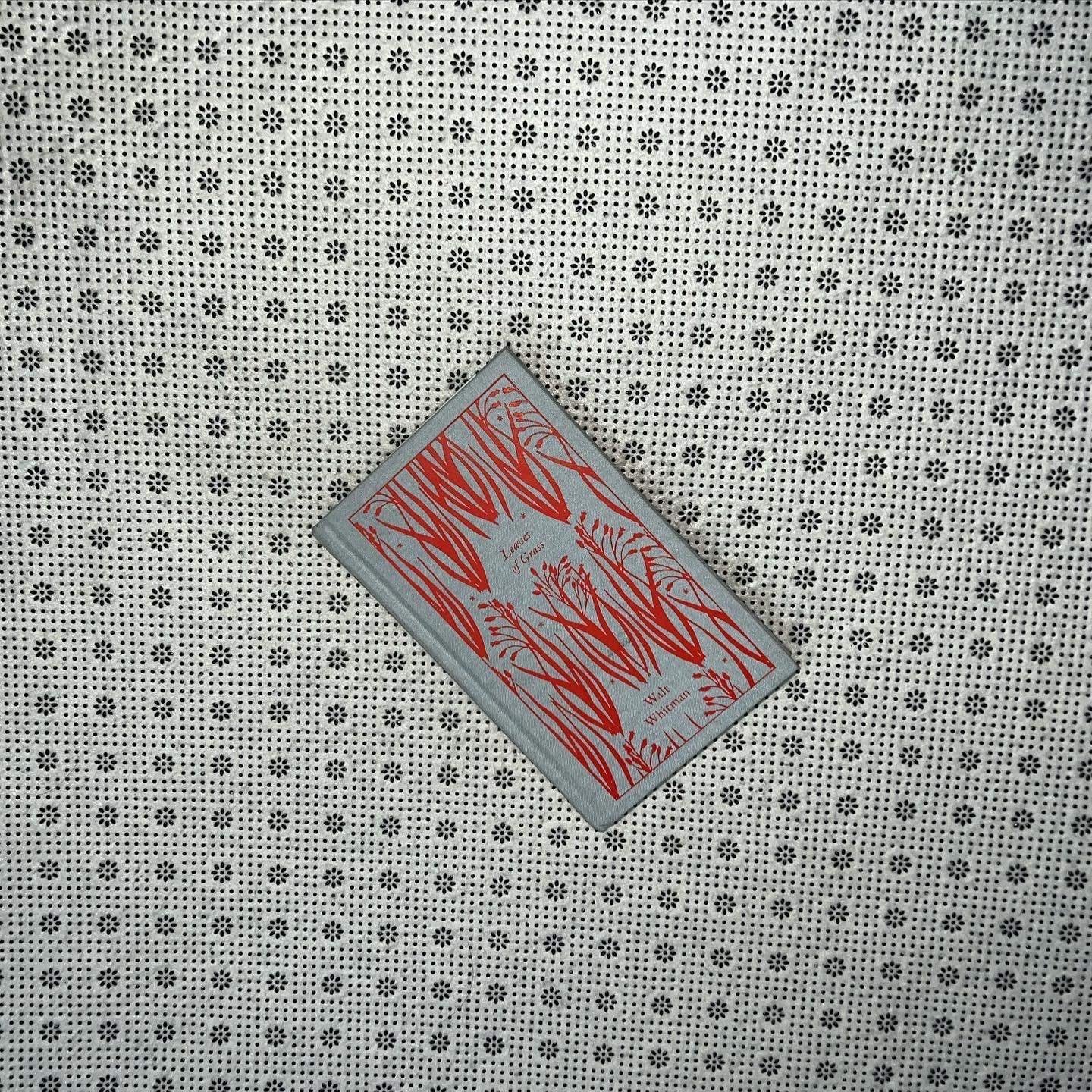 leaves of grass penguin clothbound poetry by walt whitman