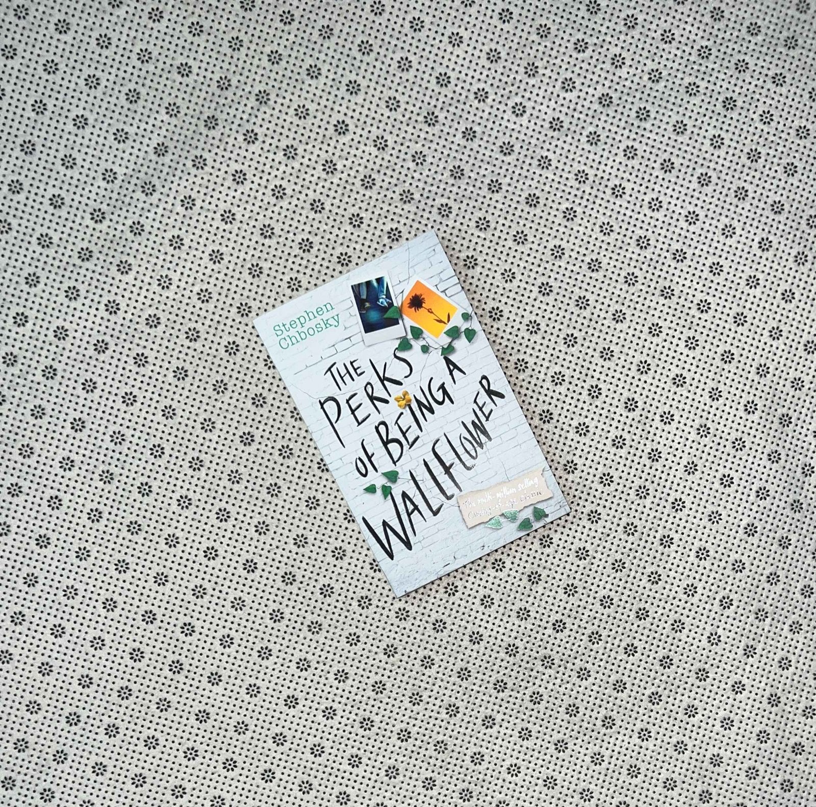 the perks of being a wallflower ya edition by stephen chbosky