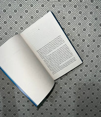 tomorrow and tomorrow and tomorrow coloured edges by gabrielle zevin