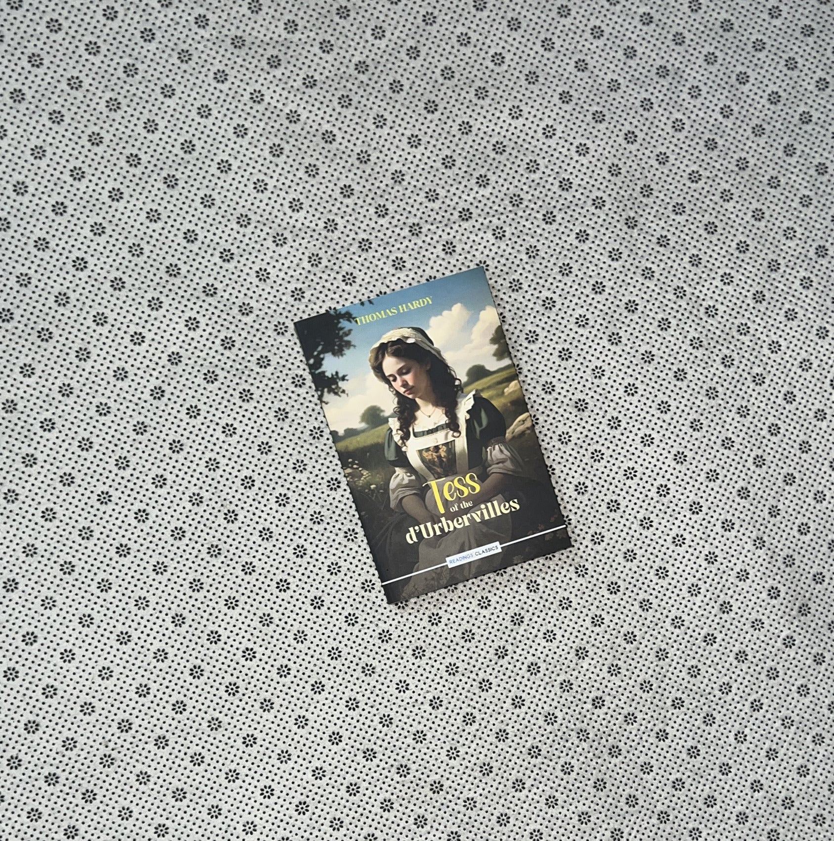 TESS OF THE D'URBERVILLES (Readings Classics) by Thomas Hardy