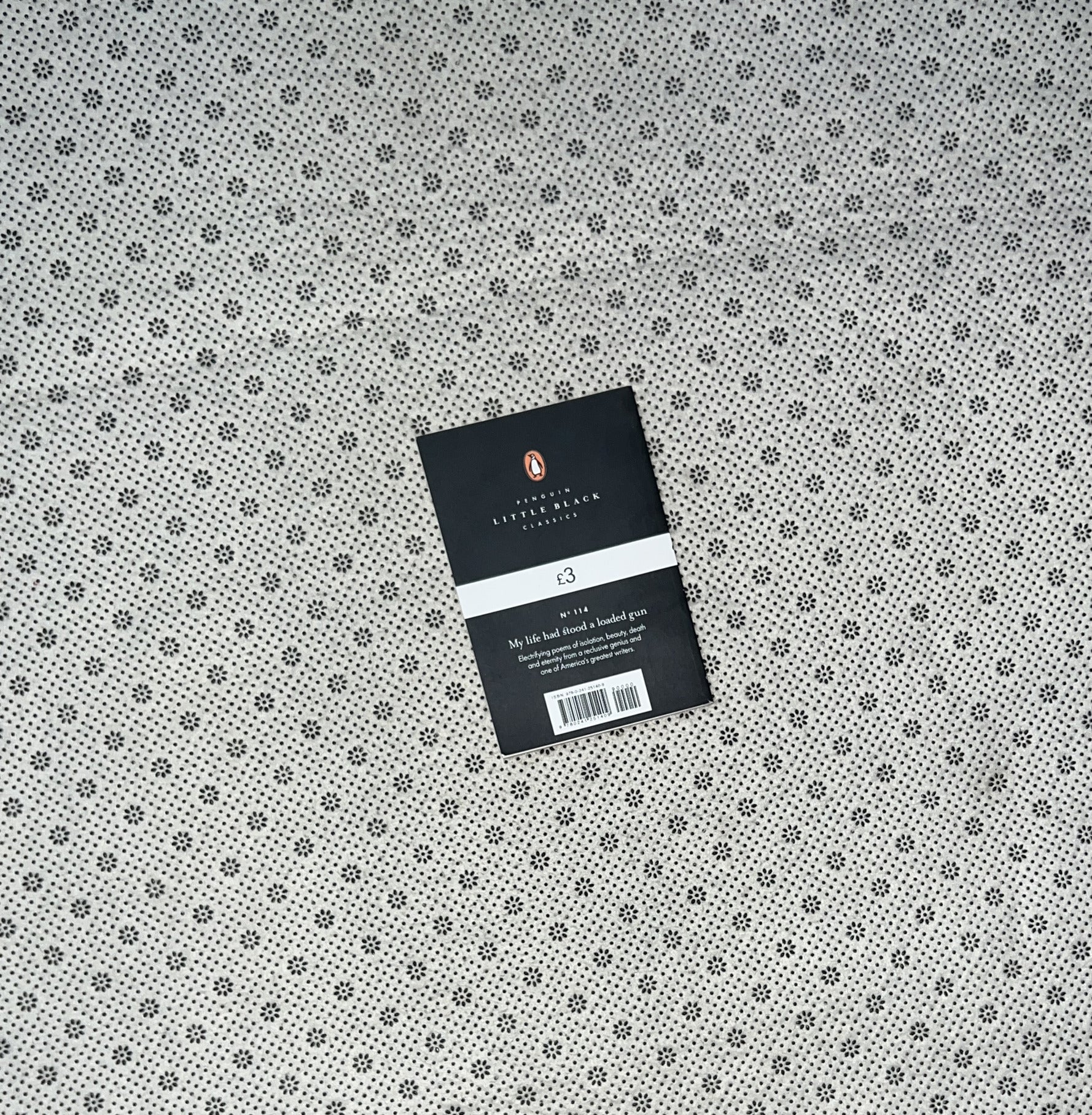 MY LIFE HAD STOOD A LOADED GUN: Little Black Classics 114 by Emily Dickinson