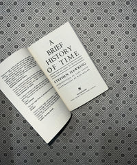 A BREIF HISTORY OF TIME by Stephen Hawking