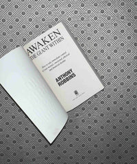 awaken the giant within by anthony robbins