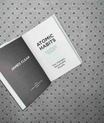 atomic habits an easy and proven way to build good habits and break bad ones by james clear