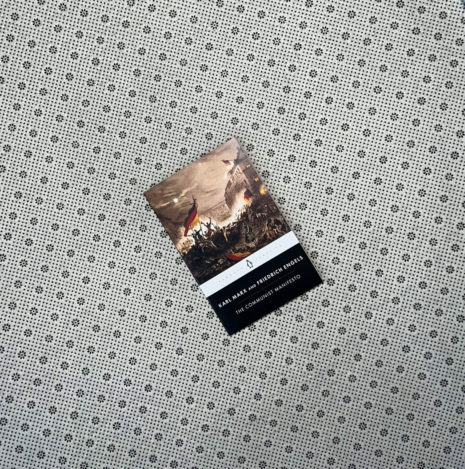 the communist manifesto penguin classics by karl marx