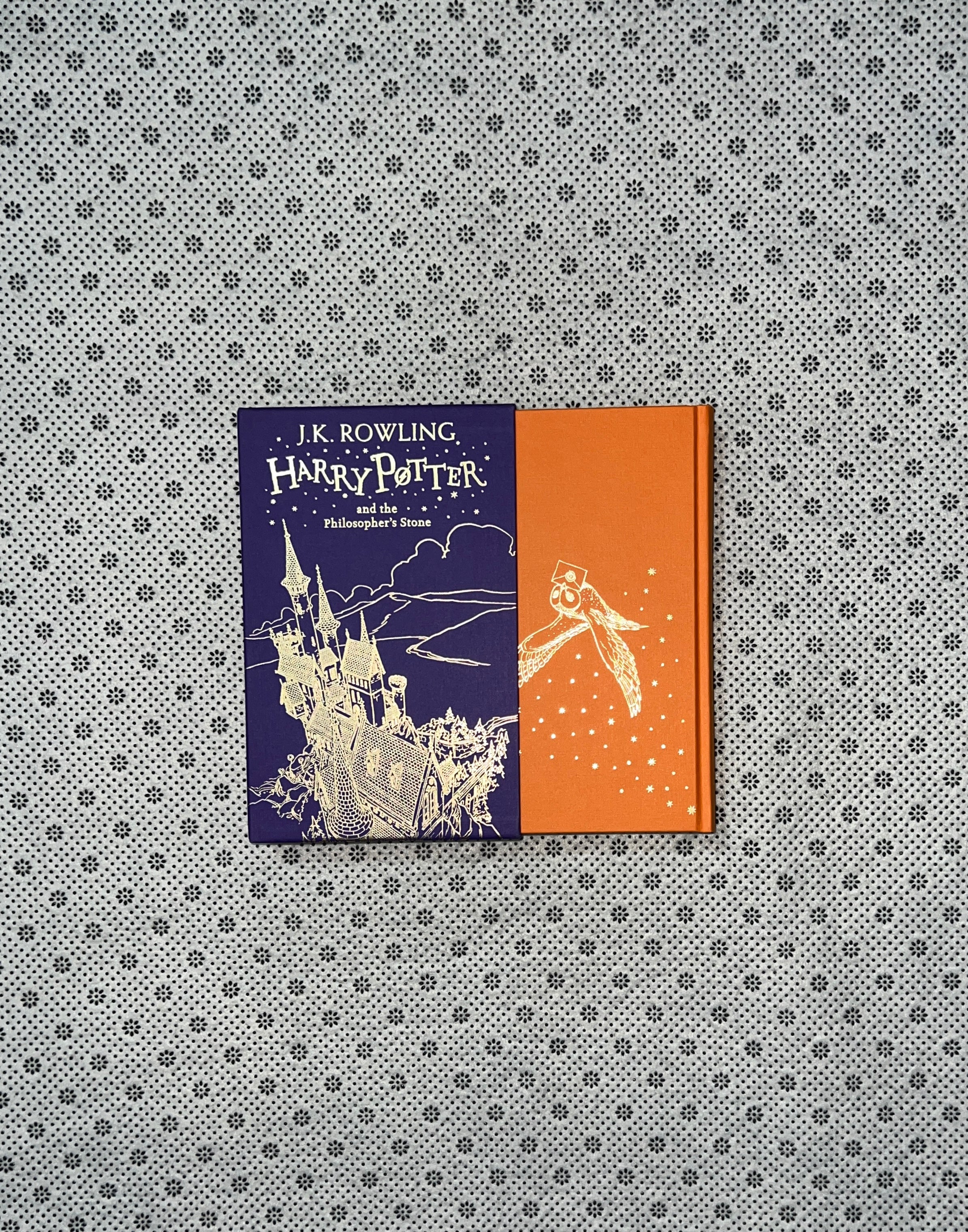 HARRY POTTER AND THE PHILOSOPHER'S STONE by J.K. Rowling