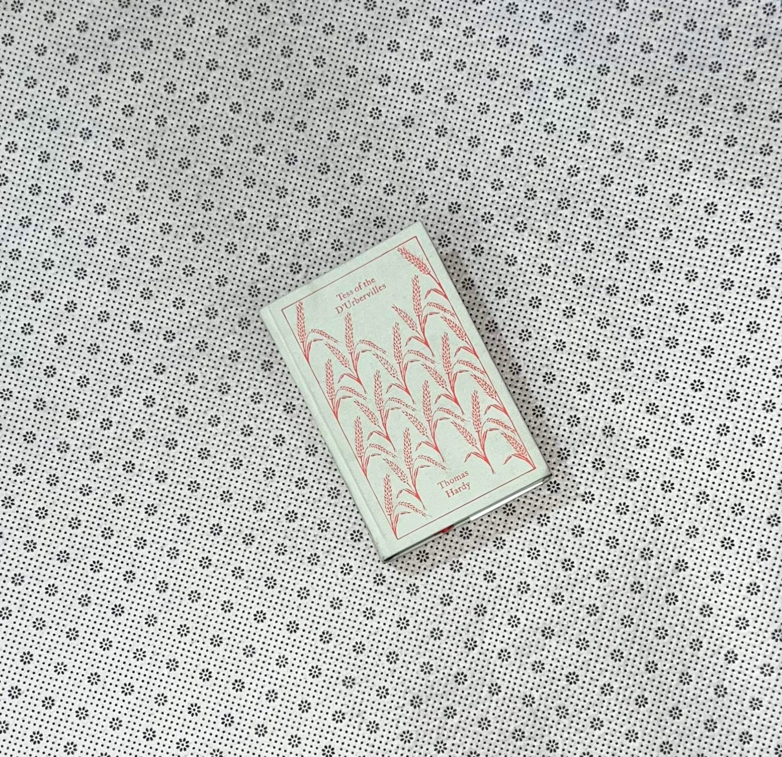 tess of the durbervilles penguin clothbound classics by thomas hardy