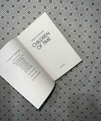 children of time children of time series book 1 by adrian tchaikovsky